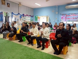 LINE_ALBUM_กิจกรรมทำบุญส่งท้ายปีเก่า ศพด_30 ธ_ค_ 68_260105_40.jpg - ศูนย์พัฒนาเด็กเล็กเทศบาลตำบลสันป่าตอง จัดโครงการเรียนรู้สู่โลกกว้าง อนุบาลวัยใส(กิจกรรมทำบุญส่งท้ายปีเก่าต้อนรับปีใหม่) | https://www.sanpatong.go.th